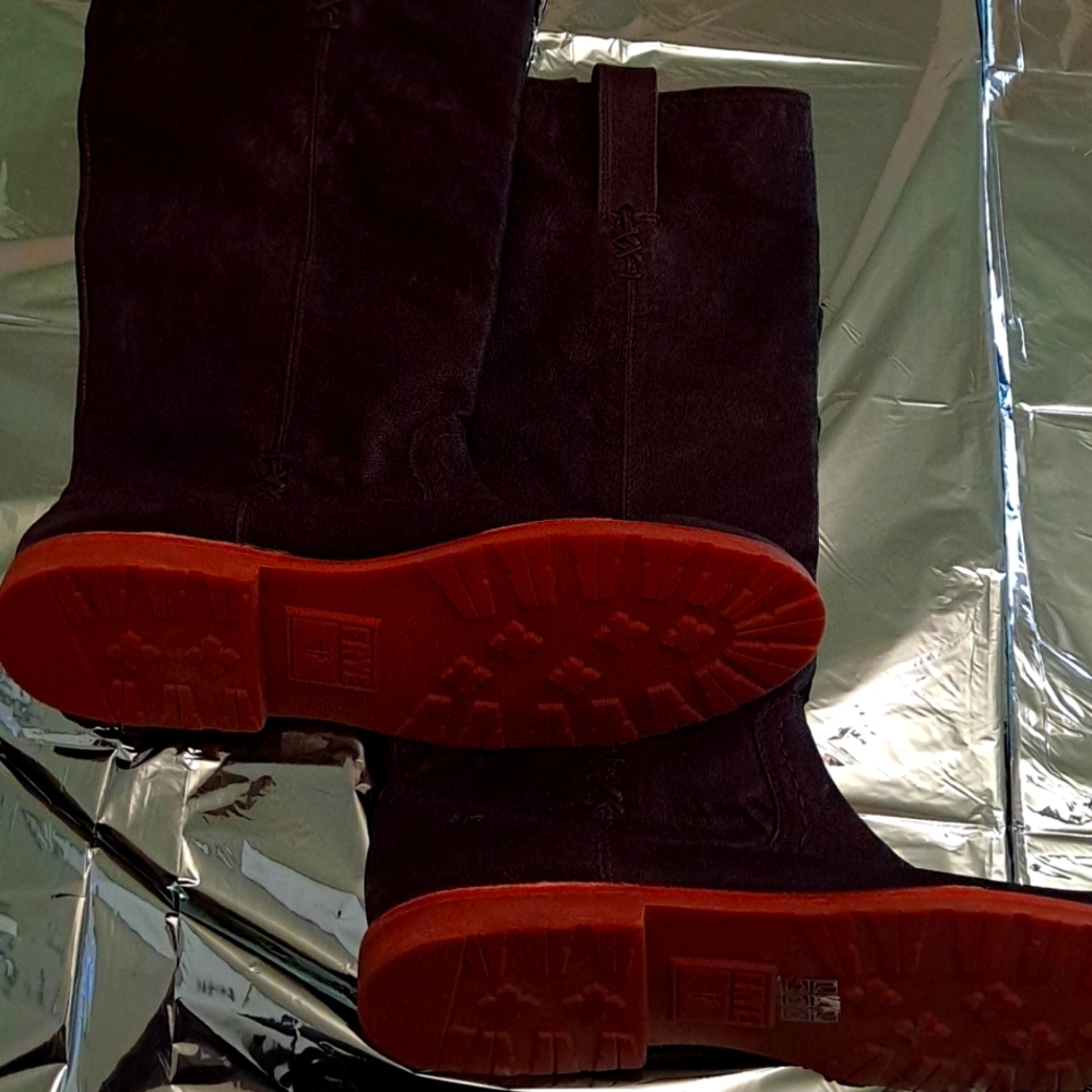 Leather boots